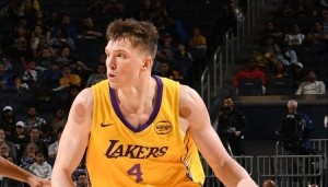 末节3中0未得分！克内克特16中6拿到15分4板2助1断